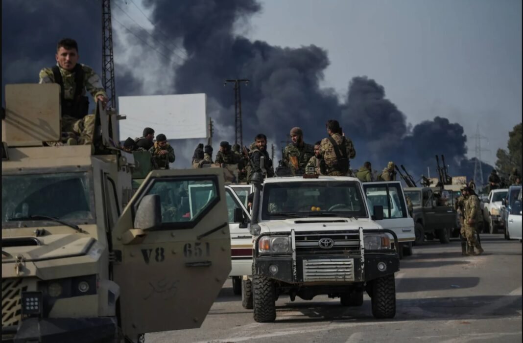 القوات السورية تتوجه إلى قرى ريف اللاذقية والساحل السوري بالأسلحة الثقيلة